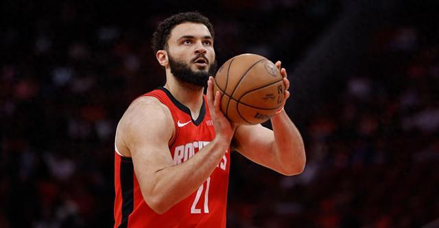 老鹰官方：球队正式裁掉前锋大卫-罗迪