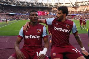 开云体育下载-罗马诺：热刺继续推进签下库杜斯的谈判 个人条款已经谈妥