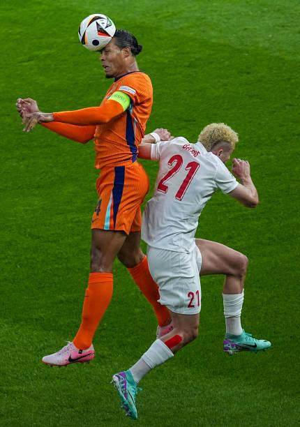 1720303937406048398.jpg 2160309267-612x612.jpg